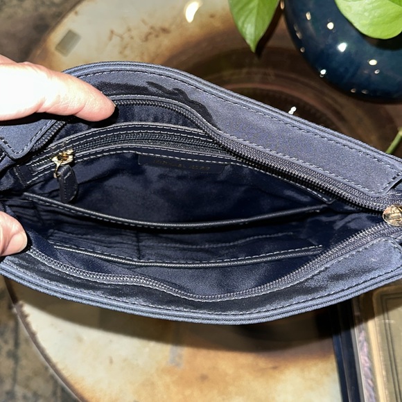 Michael Kors Kelsey Crossbody ADMIRAL Dark Navy crossbody - Picture 5 of 13